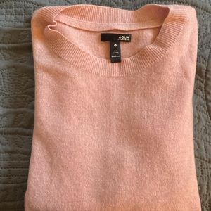 Light pink cashmere, crew neck sweater sz med